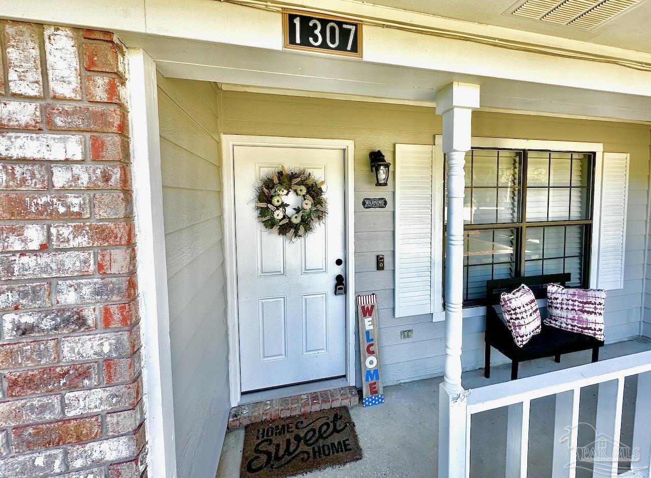 1307 Dog Track Road Pensacola, FL 32506 - Photo 3 of 29 Gallery Image 3