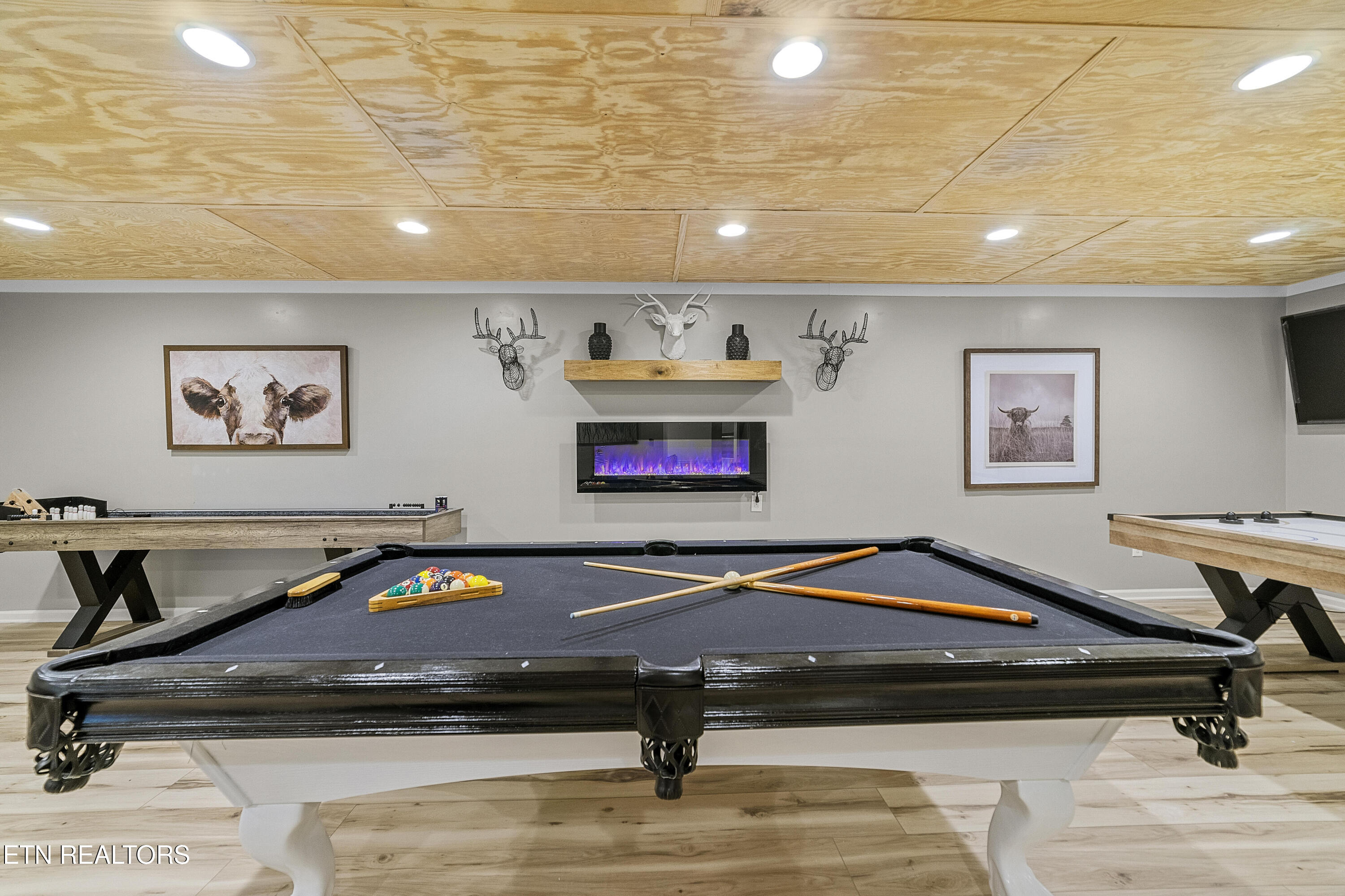 2673 South Clear Fork Road Sevierville, TN 37862 - Photo 14 of 44 14