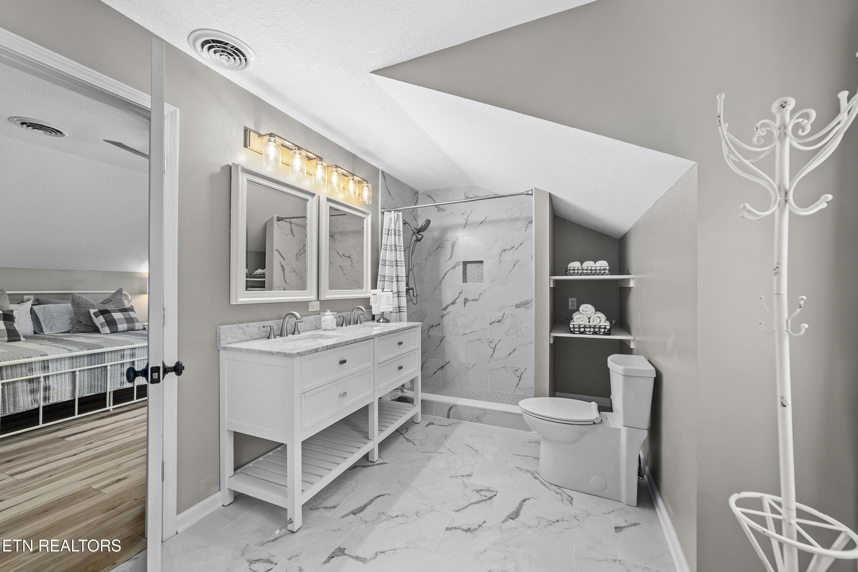 2673 South Clear Fork Road Sevierville, TN 37862 - Photo 24 of 44 26