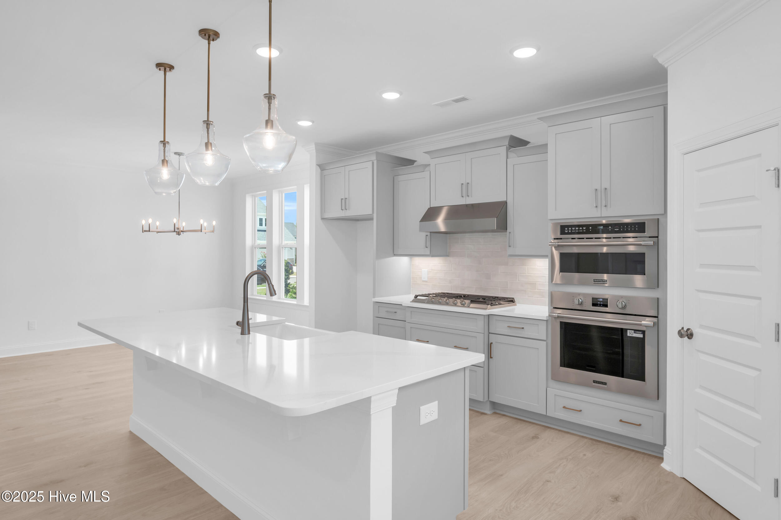 568 Sailor Sky Way, Unit 394 Hampstead, NC 28443 - Photo 11 of 36 similar home