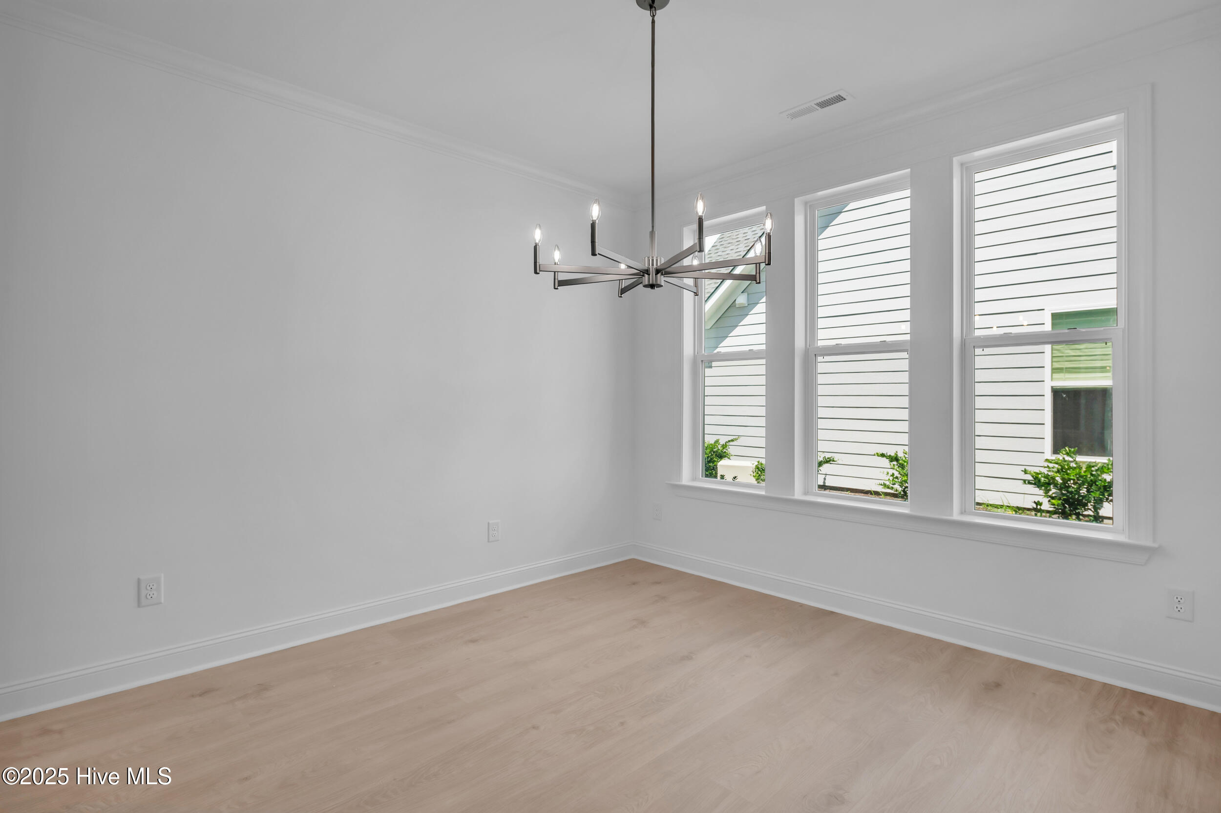 568 Sailor Sky Way, Unit 394 Hampstead, NC 28443 - Photo 12 of 36 similar home