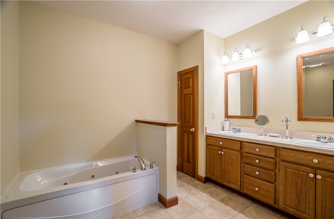 6680 Jordan Road Lewisburg, OH 45338 - Photo 25 of 40