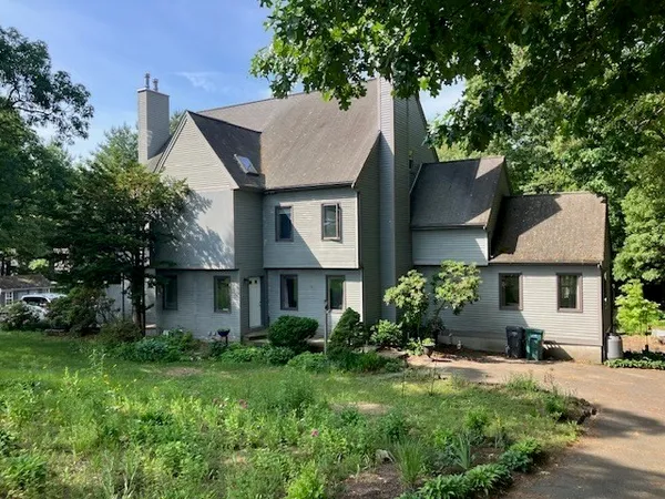 $575,000 | 14 Gleason Street, Unit B, Westborough, MA 01581