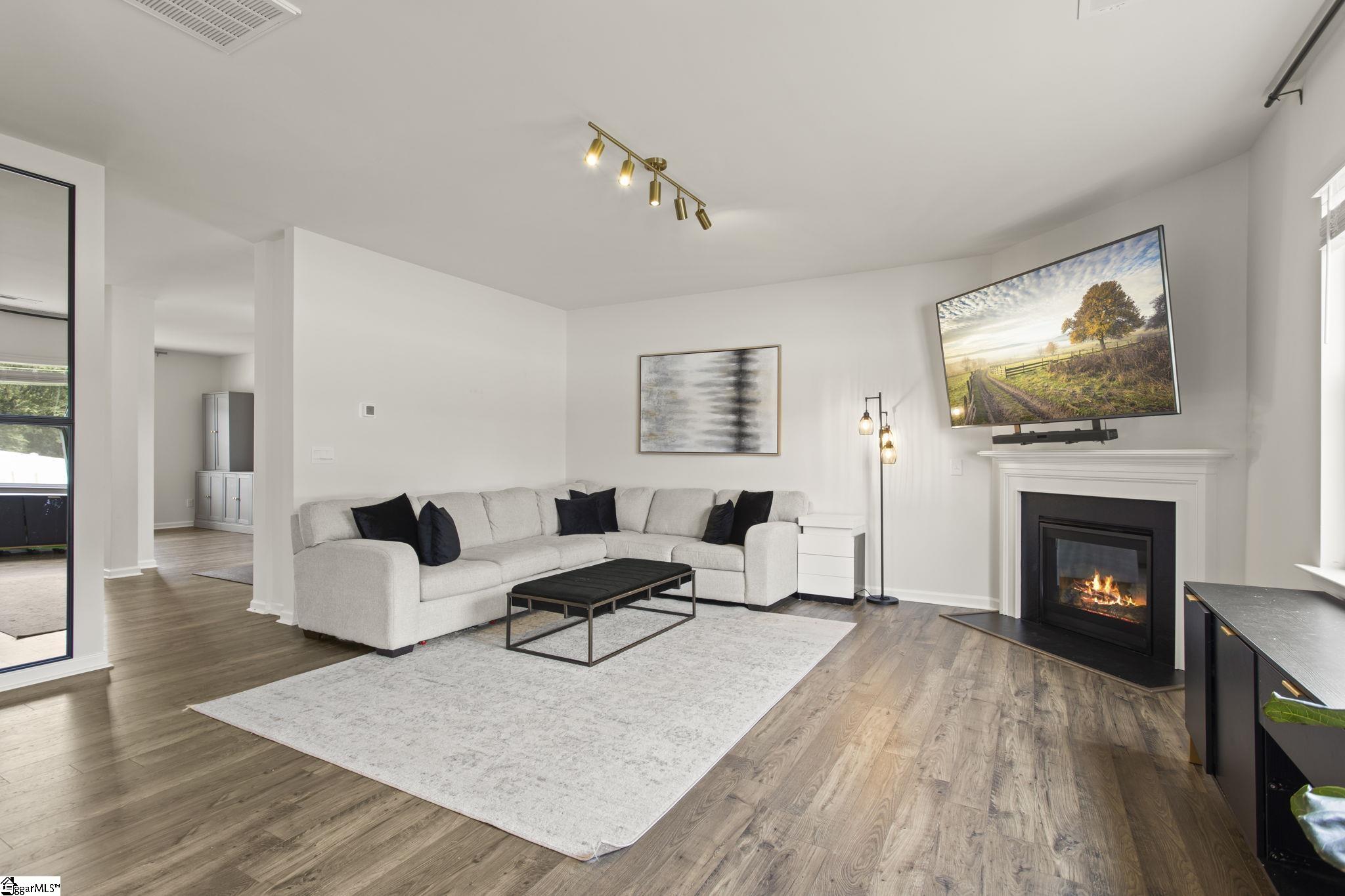 1046 Elmswell Lane Lyman, SC 29365 - Photo 7 of 27