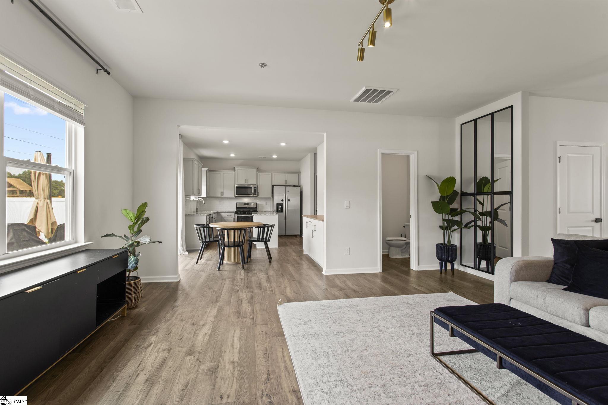 1046 Elmswell Lane Lyman, SC 29365 - Photo 8 of 27