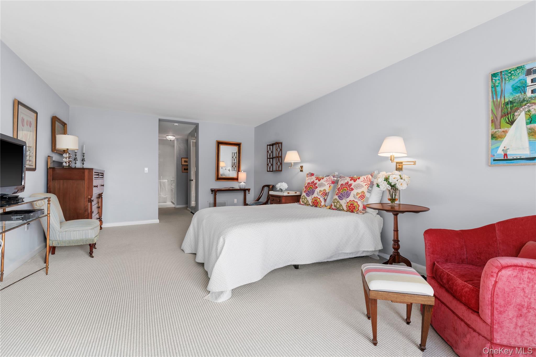 720 Milton Road, Unit SOUTH 3B Rye, NY 10580 - Photo 22 of 33 Generous proportions offer room for seating areas as well.