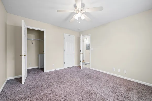 $895 | 942 Kingsbury Drive, Unit B, Clarksville, TN 37040