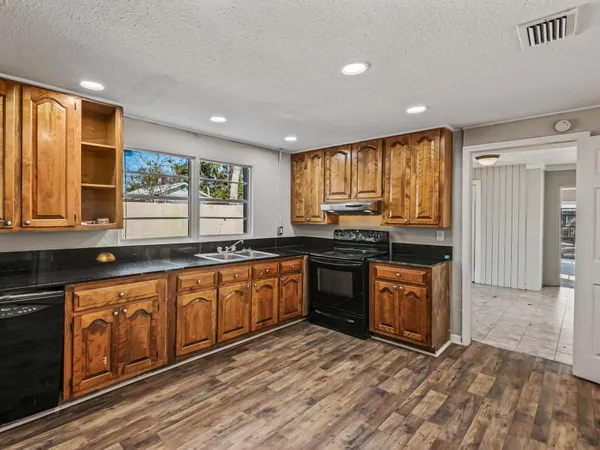 $199,900 | 510 West Ash Street, Perry, FL 32347