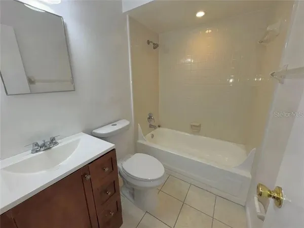 $1,600 | 9909 Sweepstakes Lane, Unit 4, Orlando, FL 32837