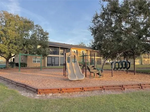 $1,600 | 9909 Sweepstakes Lane, Unit 4, Orlando, FL 32837