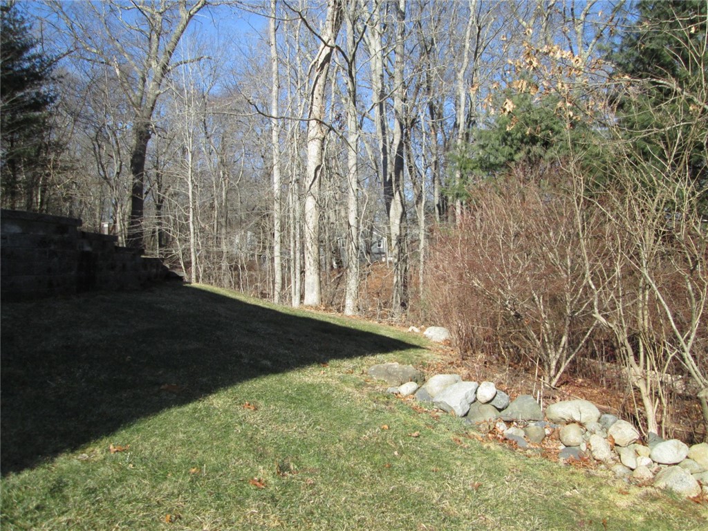 144 Pine Tree Circle North Kingstown, RI 02852 - Photo 5 of 43