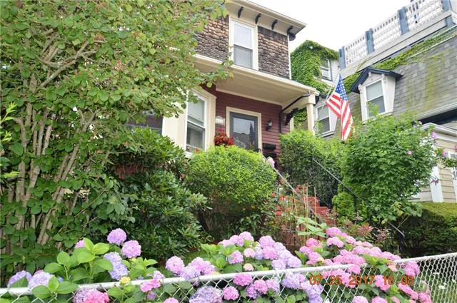 $9,400 | 616 Thames Street, Unit 2, Newport, RI 02840