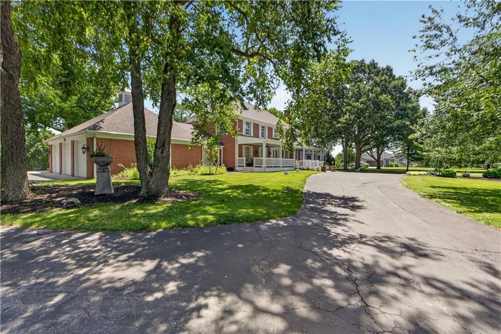 1815 Pine Ridge Drive Leavenworth, KS 66048 - Photo 4 of 21