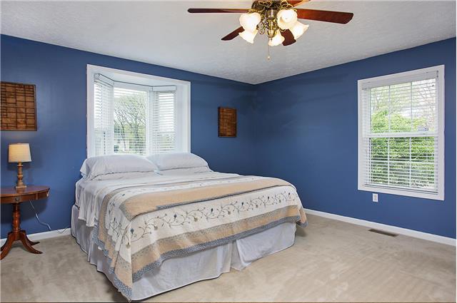 629 Peach Valley Road Gallatin, TN 37066 - Photo 11 of 20 Main floor master bedroom offers a bay window.