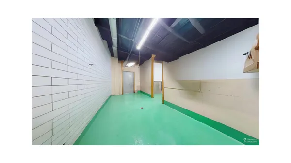 $16,000 | 45-44 Vernon Boulevard, Unit RETAIL | Long Island City