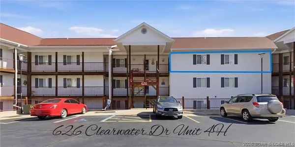 $420,000 | 626 Clearwater Drive, Unit 4H, Camdenton, MO 65020
