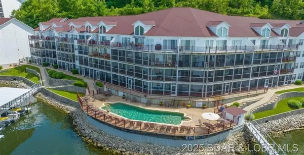 $420,000 | 626 Clearwater Drive, Unit 4H, Camdenton, MO 65020
