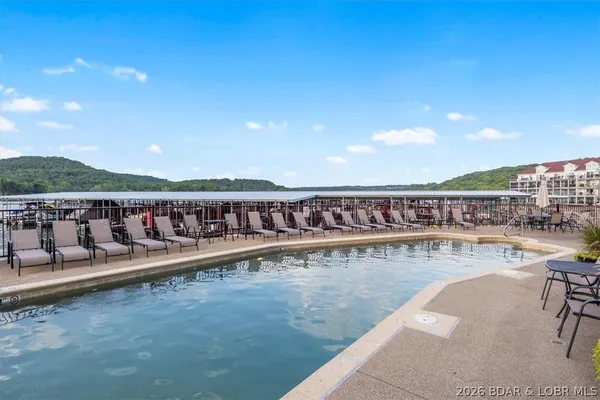 $420,000 | 626 Clearwater Drive, Unit 4H, Camdenton, MO 65020