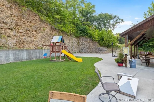 $420,000 | 626 Clearwater Drive, Unit 4H, Camdenton, MO 65020