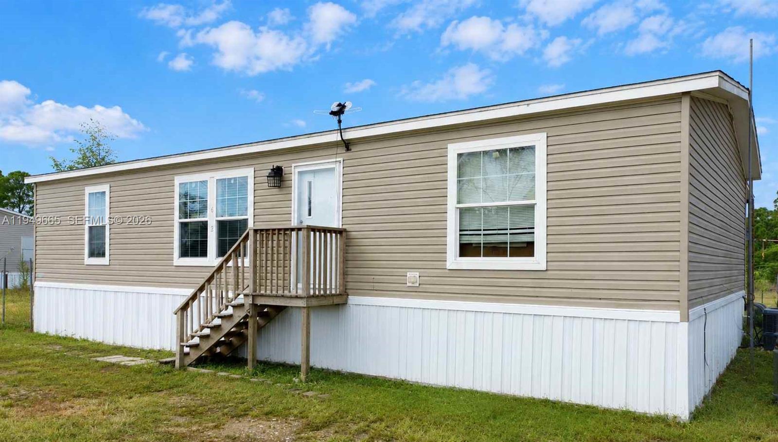 612 Hunting Club Avenue Clewiston, FL 33440 - Photo 6 of 59