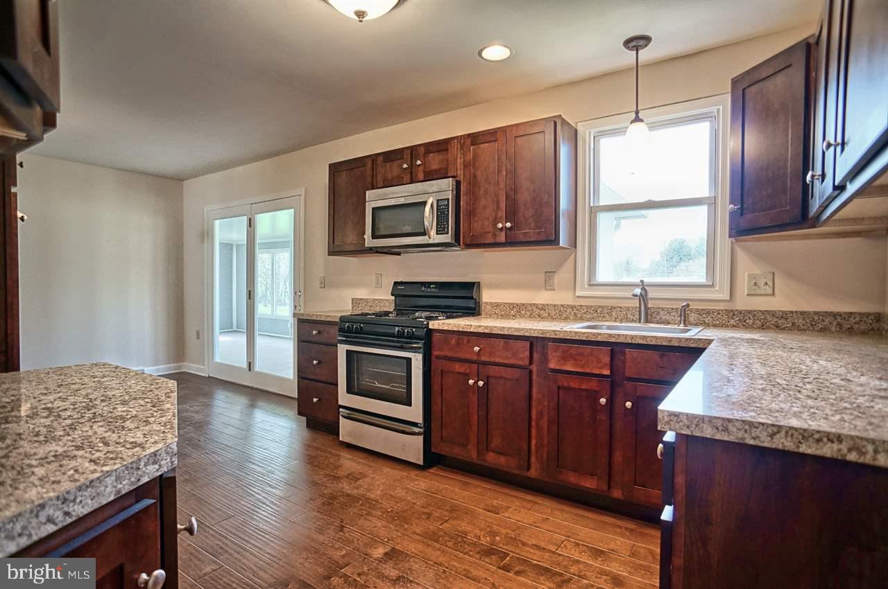 7808 Jonestown Road Harrisburg, PA 17112 - Photo 11 of 24 Gallery Image 11