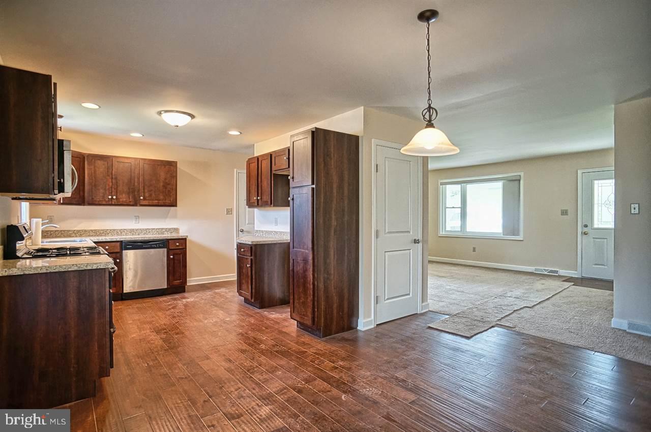 7808 Jonestown Road Harrisburg, PA 17112 - Photo 9 of 24 Gallery Image 9