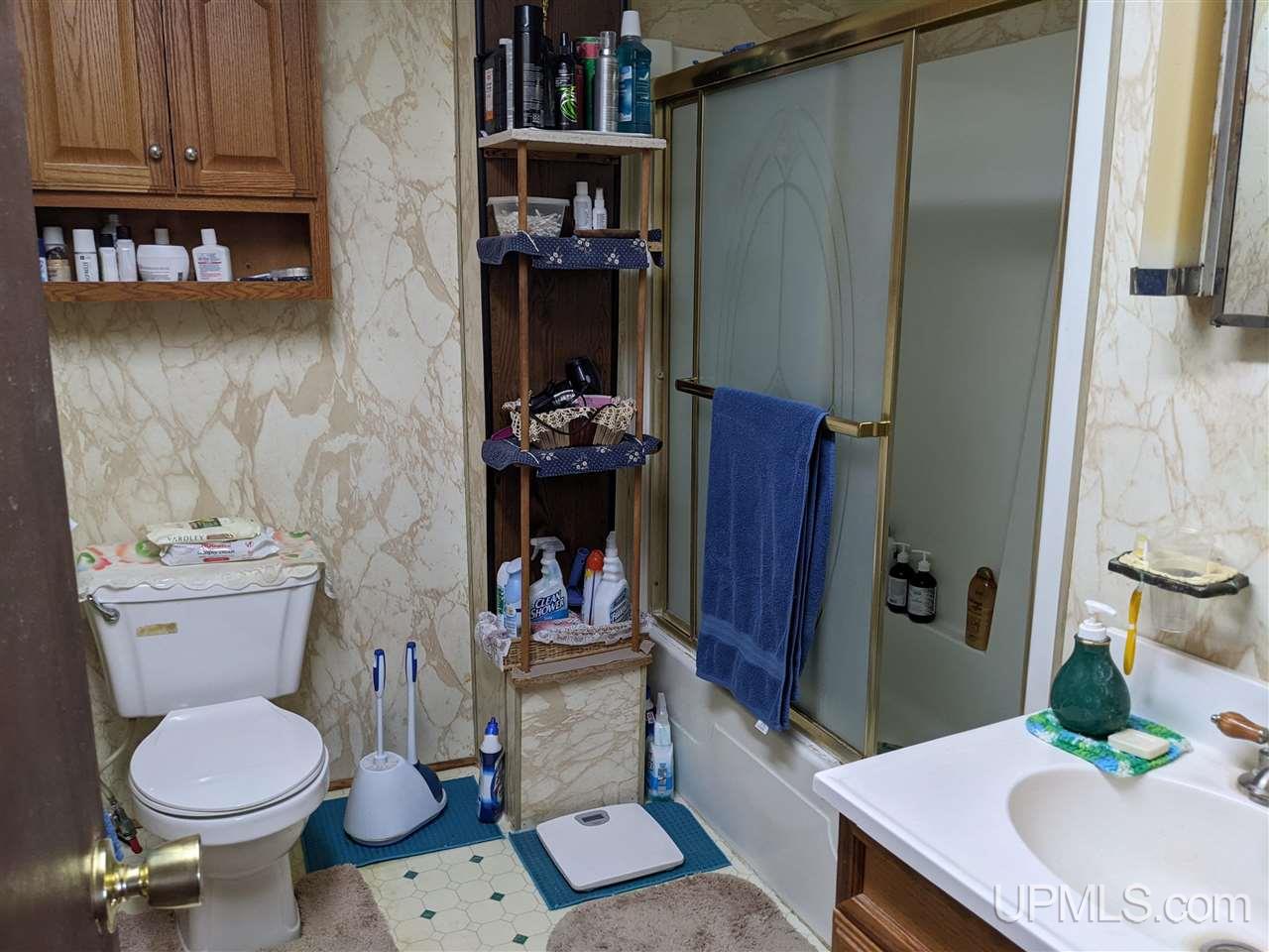 401 New Buffalo Road Negaunee, MI 49866 - Photo 8 of 14 Gallery Image 8