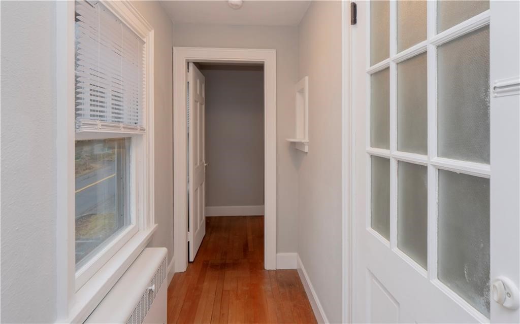 118 Ruggles Avenue, Unit 300 Newport, RI 02840 - Photo 3 of 28