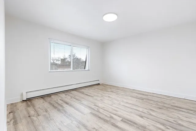 $2,100 | 55 Broad Street, Unit 15, Lynn, MA 01902