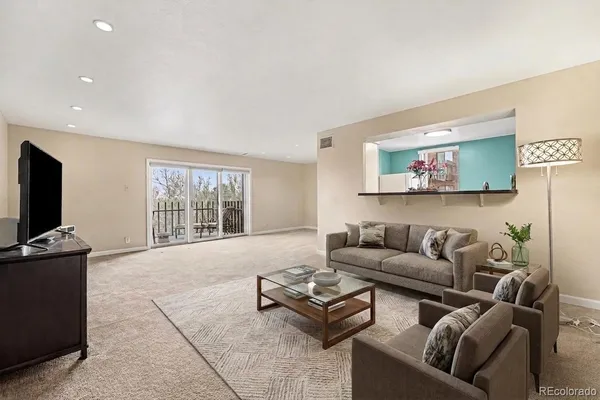 $500,000 | 460 South Marion Parkway, Unit 753, Denver, CO 80209