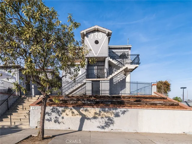 $1,299,999 | 730 West 5th Street, San Pedro, CA 90731