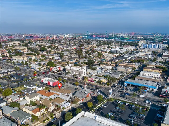 $1,299,999 | 730 West 5th Street, San Pedro, CA 90731