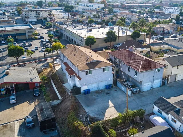 $1,299,999 | 730 West 5th Street, San Pedro, CA 90731