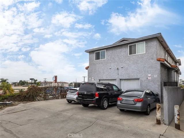 $1,299,999 | 730 West 5th Street, San Pedro, CA 90731