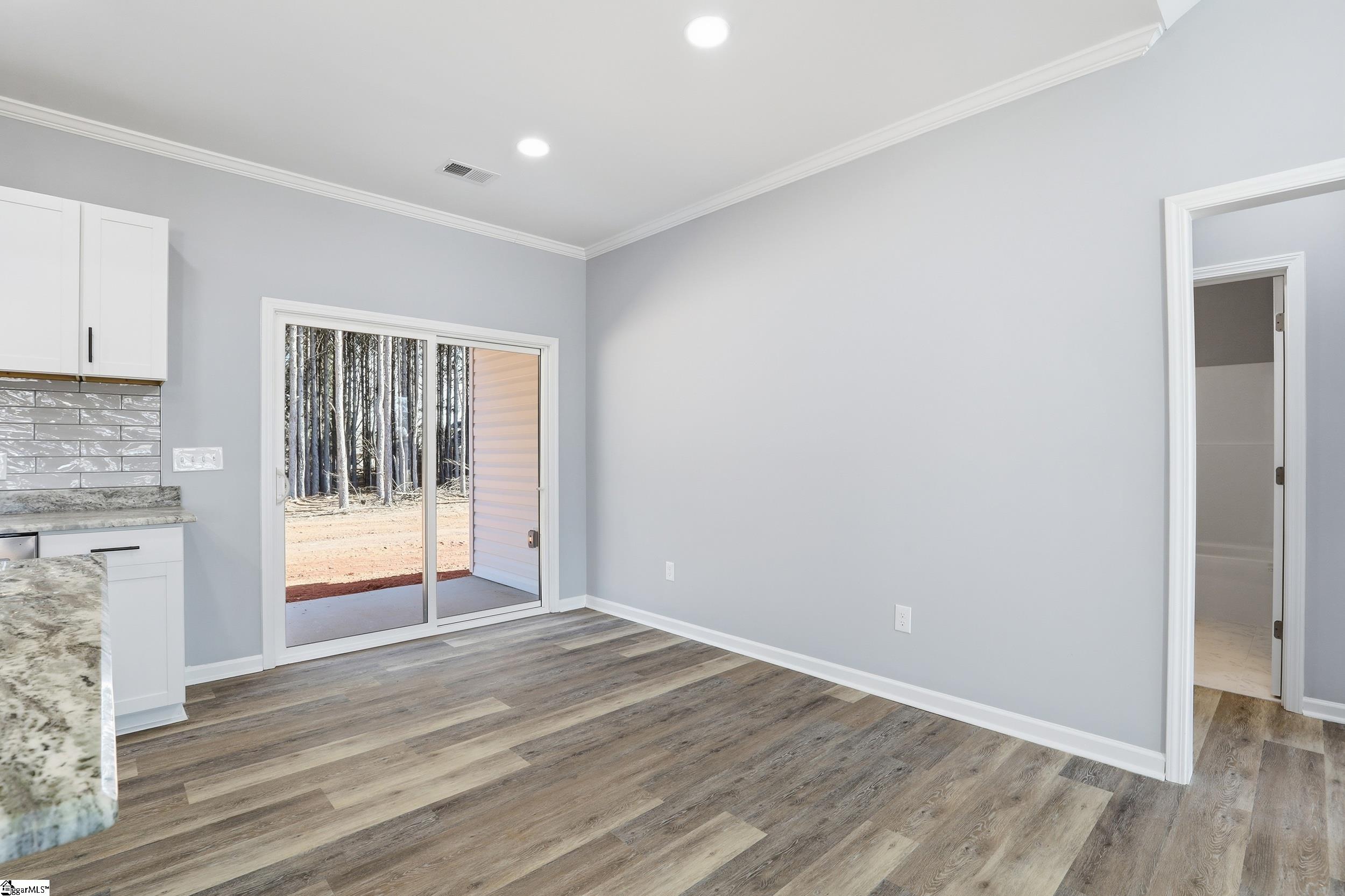 908 Beaverdam Road Williamston, SC 29697 - Photo 9 of 34