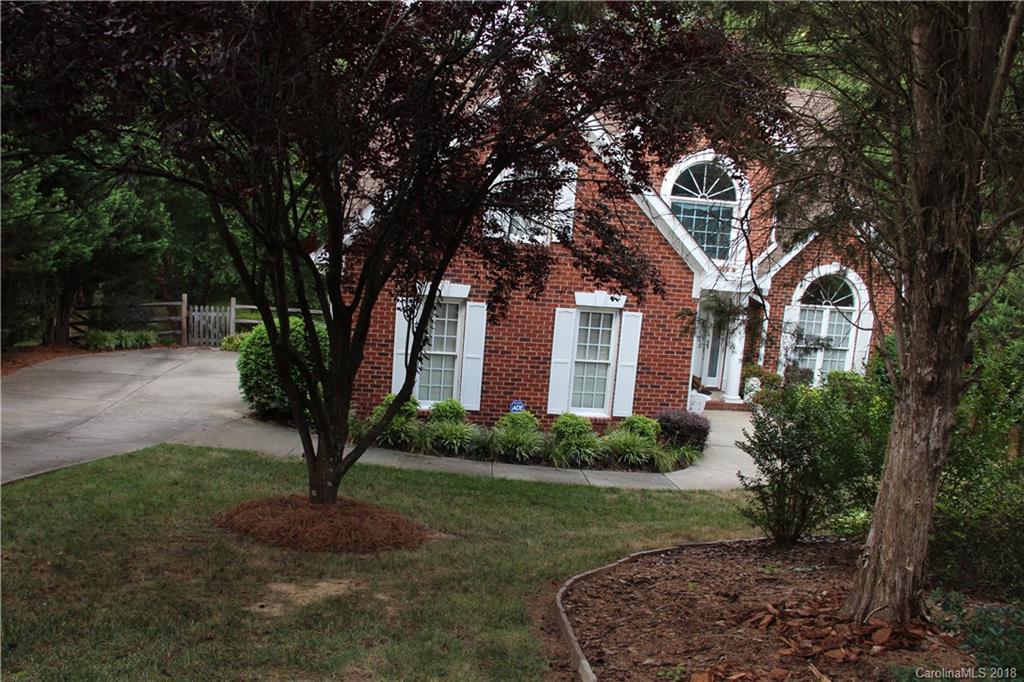 10732 Ridge Acres Road Charlotte, NC 28214 - Photo 2 of 24 Gallery Image 2