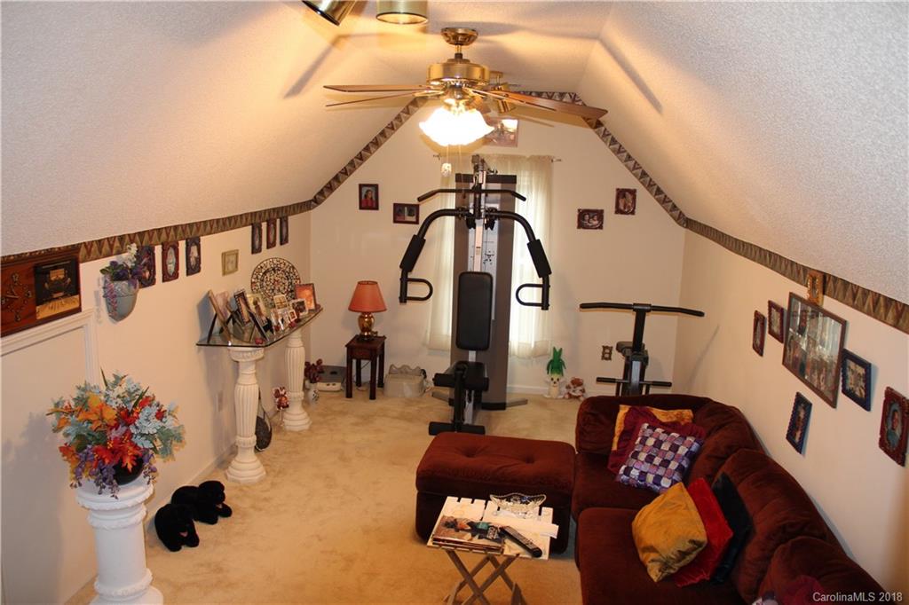 10732 Ridge Acres Road Charlotte, NC 28214 - Photo 20 of 24 Gallery Image 20