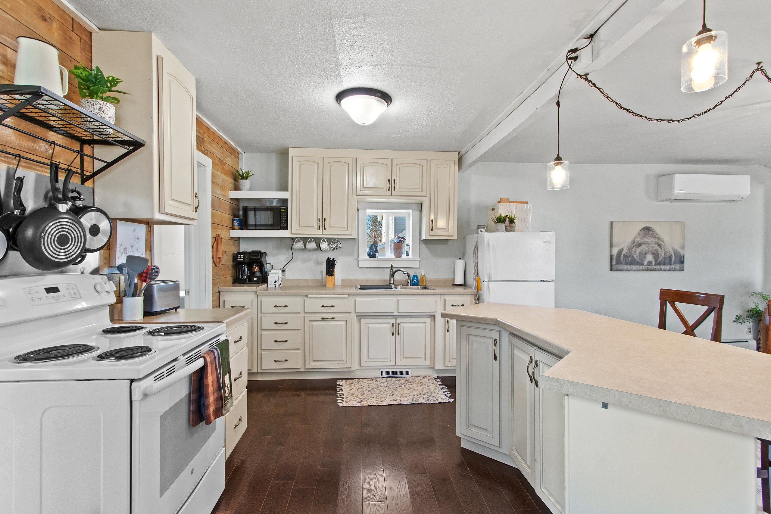 608 5th Street Oconto, WI 54153 - Photo 21 of 39