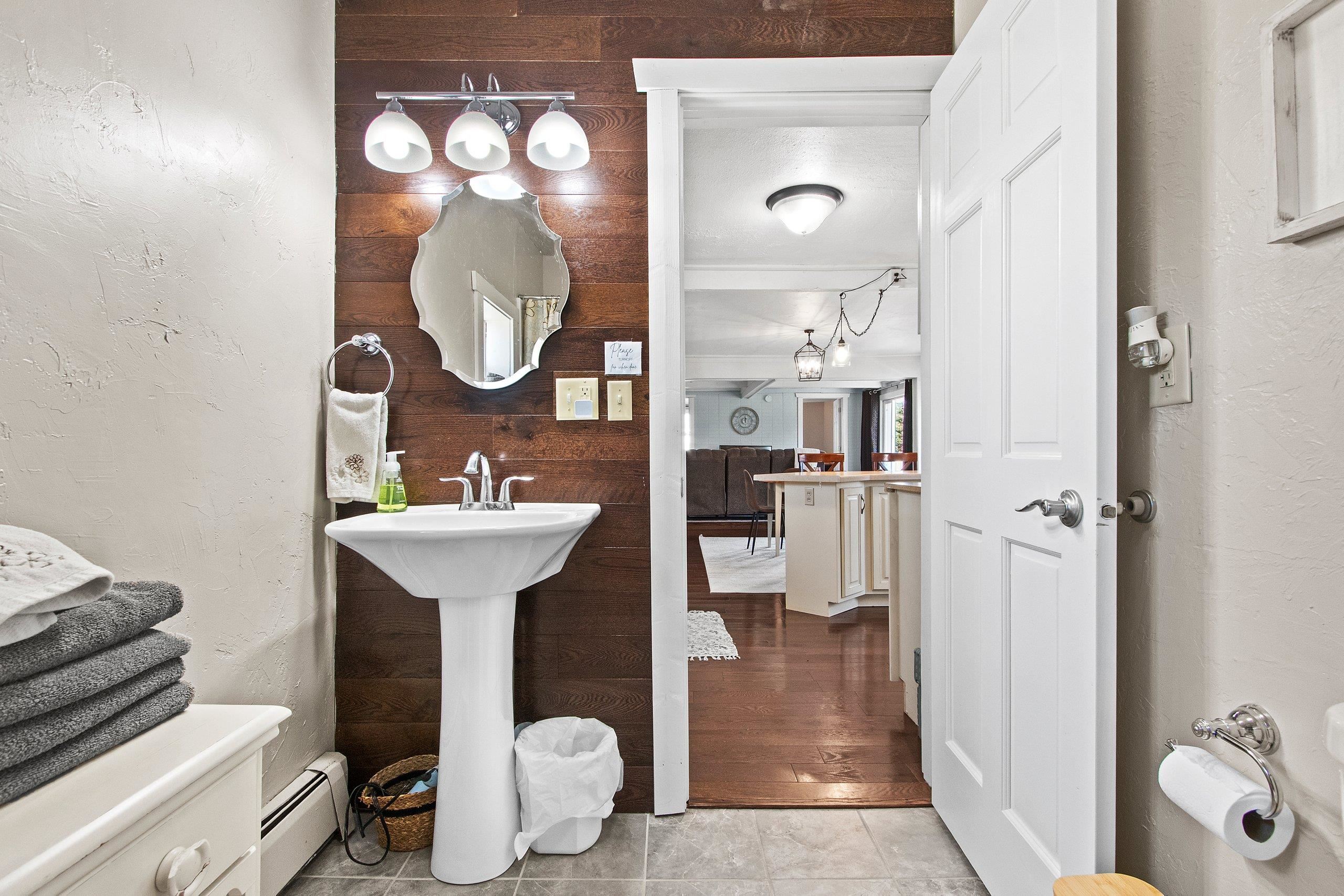 608 5th Street Oconto, WI 54153 - Photo 29 of 39