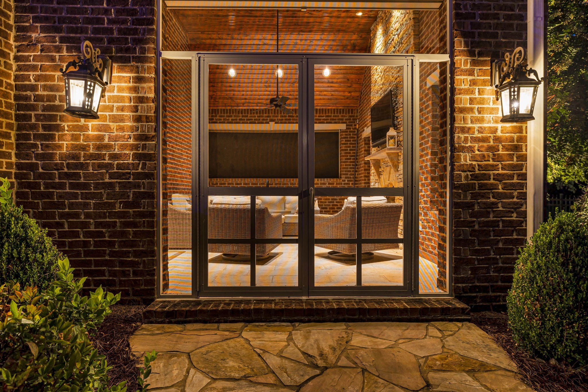 510 Davis Road Lebanon, TN 37087 - Photo 58 of 70 a window on the side of a building