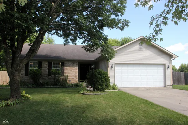 $350,000 | 5112 Pine Hill Drive, Noblesville, IN 46062