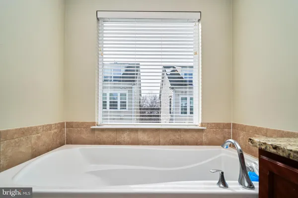 $3,900 | 3061 Waterloo Lane, Fairfax, VA 22031