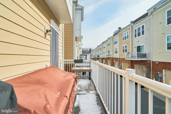 $3,900 | 3061 Waterloo Lane, Fairfax, VA 22031