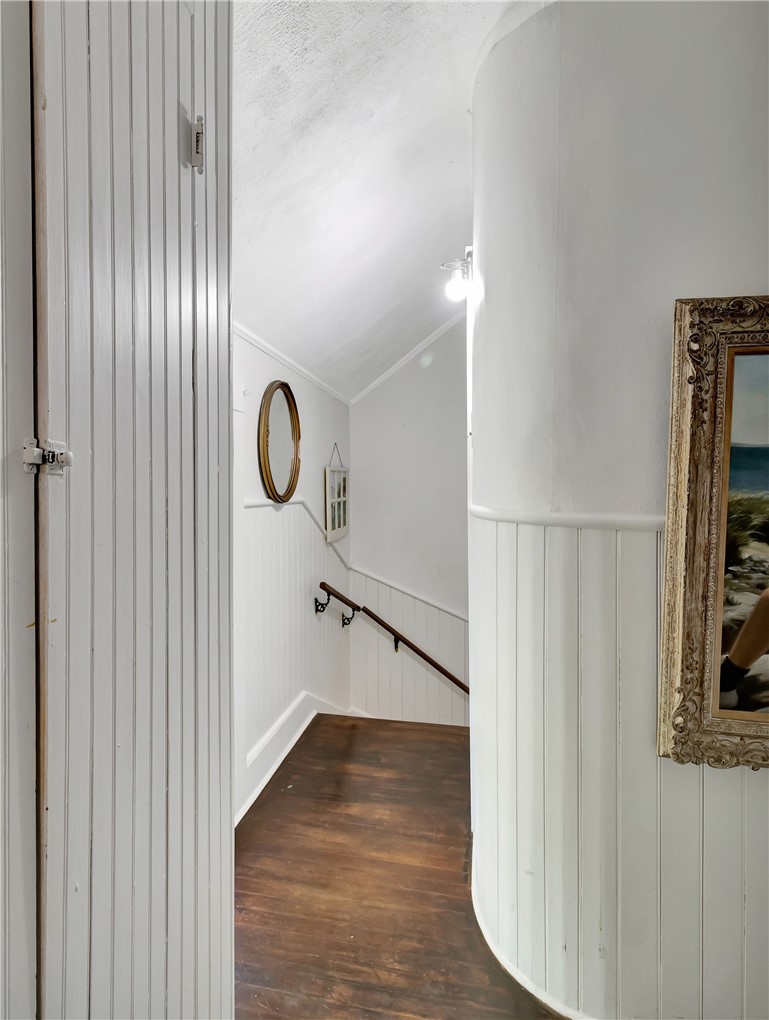 219 Nanaquaket Road Tiverton, RI 02878 - Photo 45 of 50