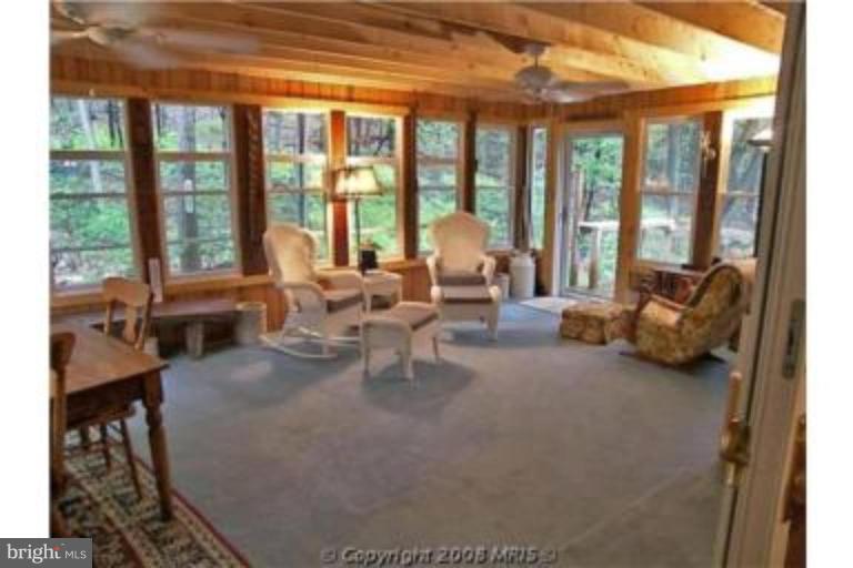 9829 Fox Road Frederick, MD 21702 - Photo 5 of 20 Screened-in Porch