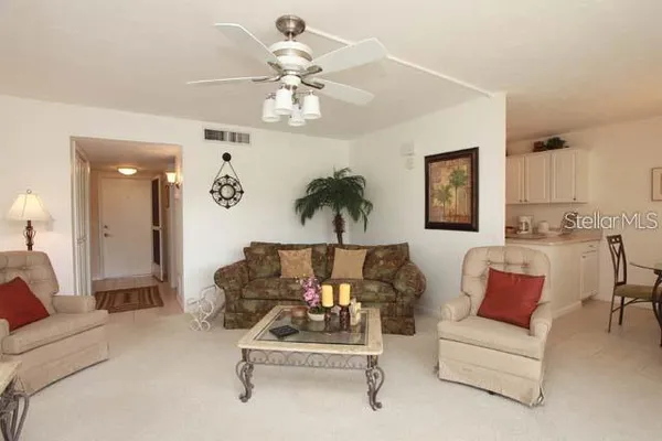 $3,000 | 7153 West Country Club Drive North, Unit 146, Sarasota, FL 34243