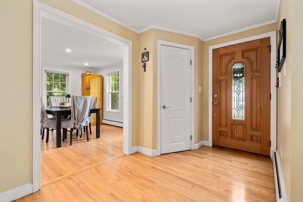 3 Berkeley Road Wellesley, MA 02482 - Photo 9 of 34