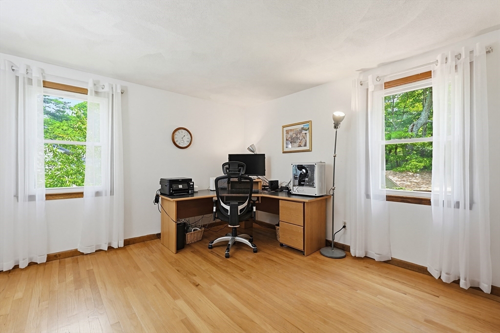 218 Hampton Road Sharon, MA 02067 - Photo 22 of 34