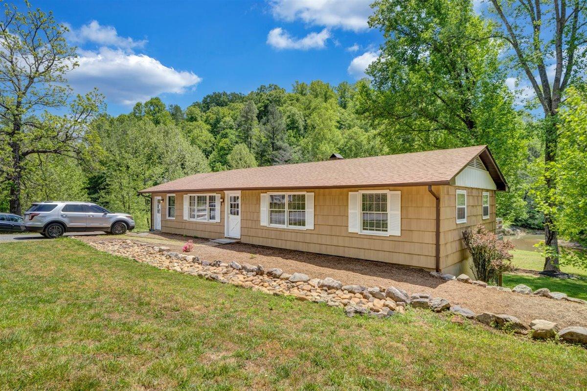 5961 Goodview Road Goodview, VA 24095 - Photo 4 of 35 03-Rapid Imagery-111