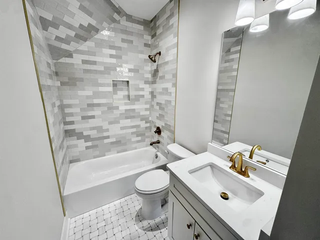 $959,000 | 354 Avon Road, Memphis, TN 38117